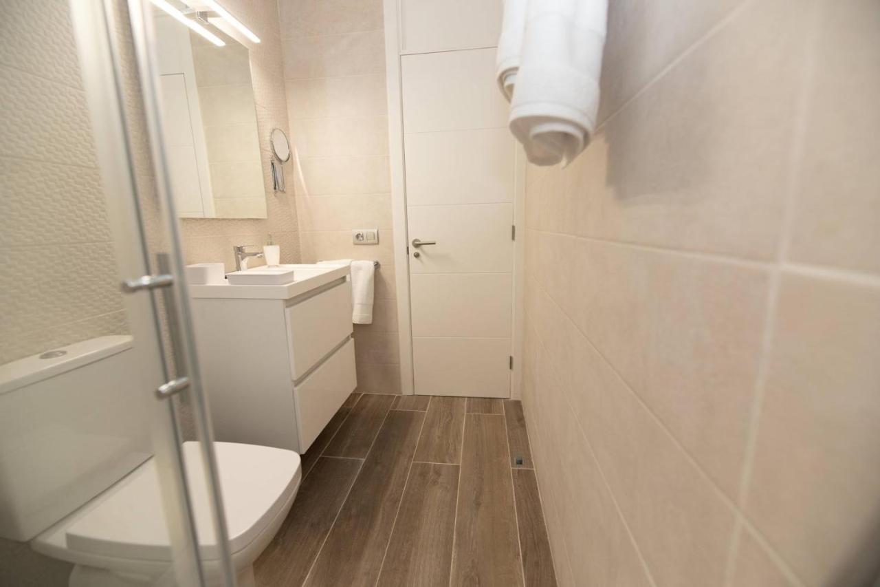 Modern With Pool And Wifi * Playa Feñabe